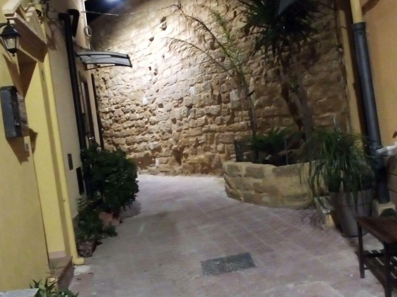 B&B Alla Cattedrale 아그리젠토 외부 사진